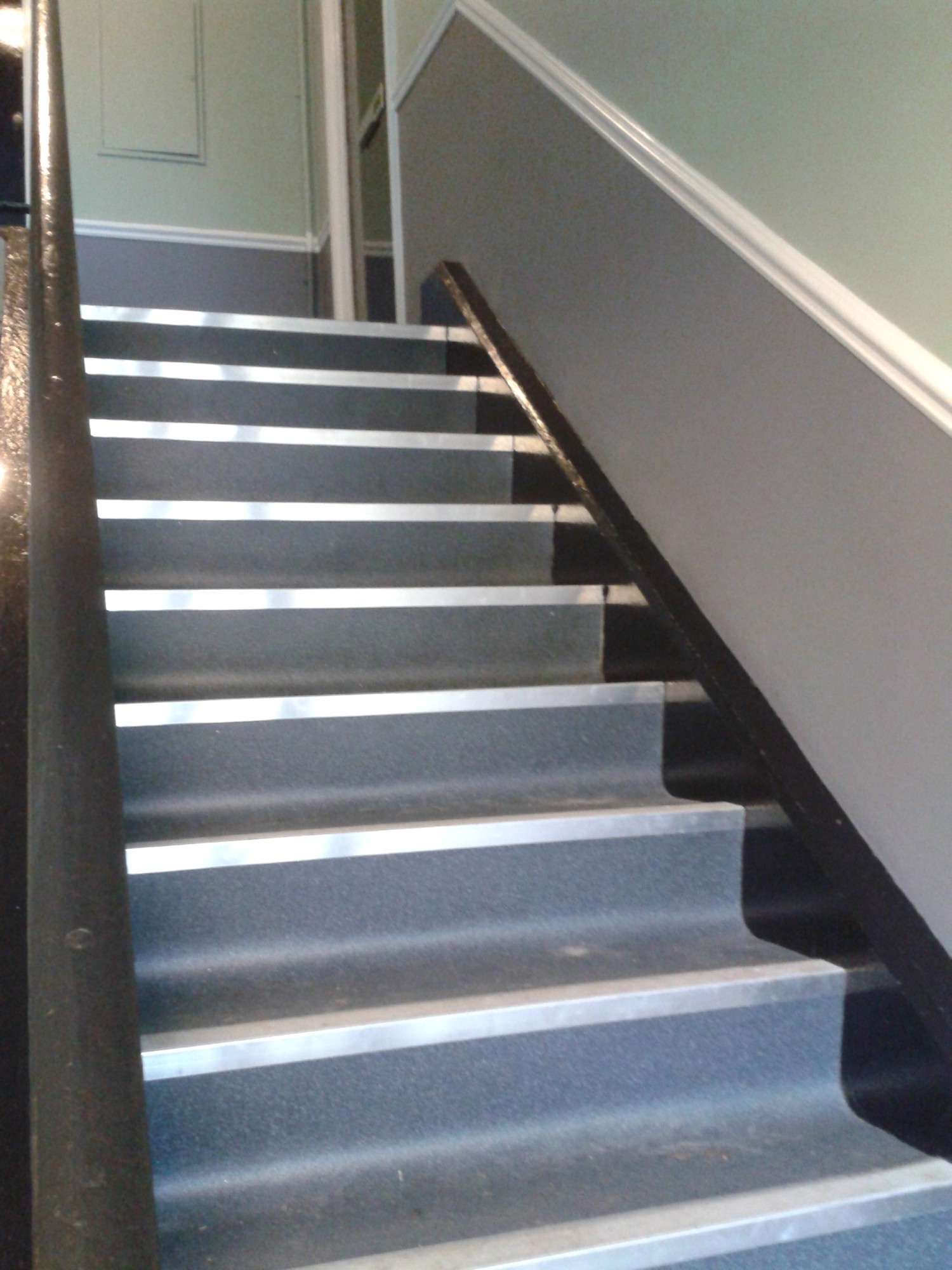 Vinyl Floor Stairs 6